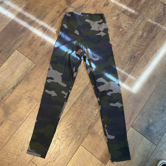 Aerie Offline Leggings - Picture 1 of 2